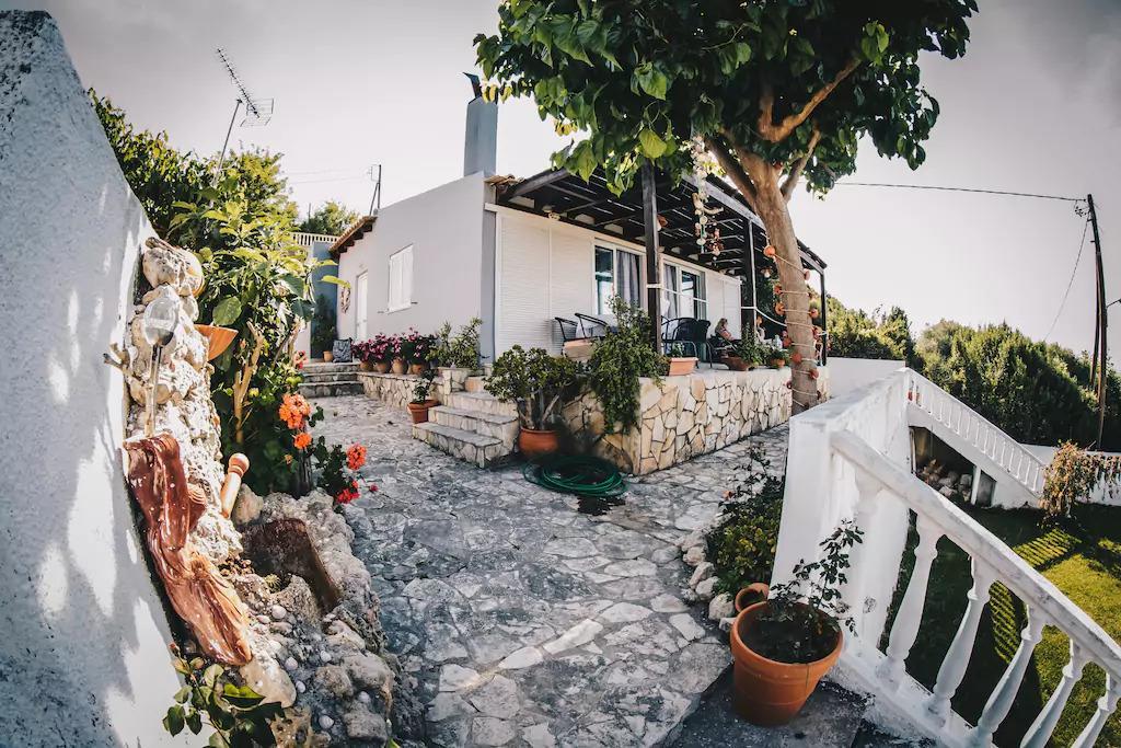 Villa Galanis By The Sea Нифорейка Екстериор снимка