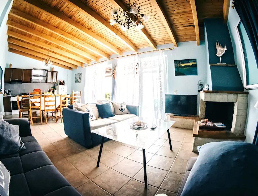 Villa Galanis By The Sea Нифорейка Екстериор снимка