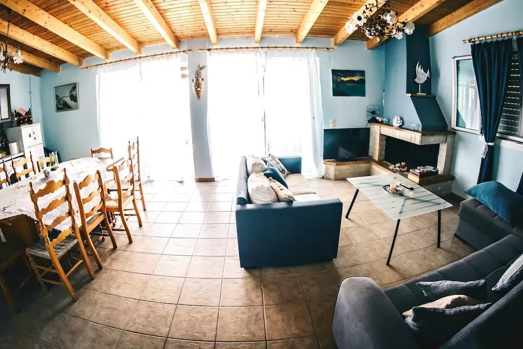 Villa Galanis By The Sea Нифорейка Екстериор снимка